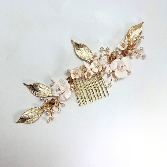 Pieptane handmade cu Swarovski Elements Cassandra